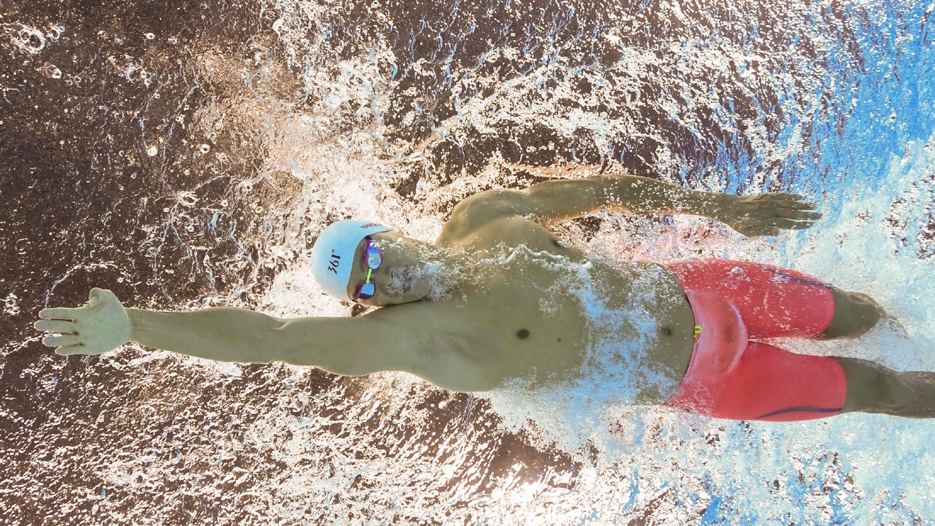 弗朗索瓦·霍尔茨豪伊泽：南非队的后场发动机，进攻一触即发，霍弗尔狼队